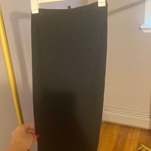 Skims OUTDOOR LONG SKIRT | ONYX × 1
ONYX / XS